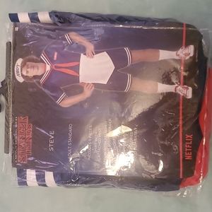 Stranger Things Steve Scoops Costume